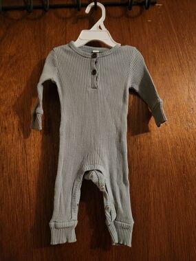 Ribbed Long-Sleeve Baby One-Piece in Sage Green